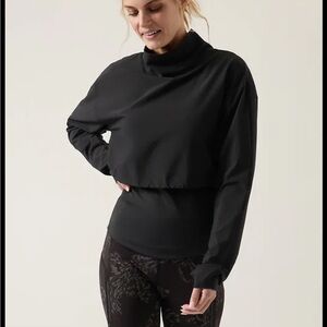 Athleta Whistler Hybrid Top sz M cold weather training workout athleisure black